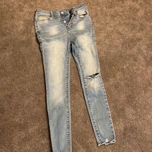 Light blue jeans never worn